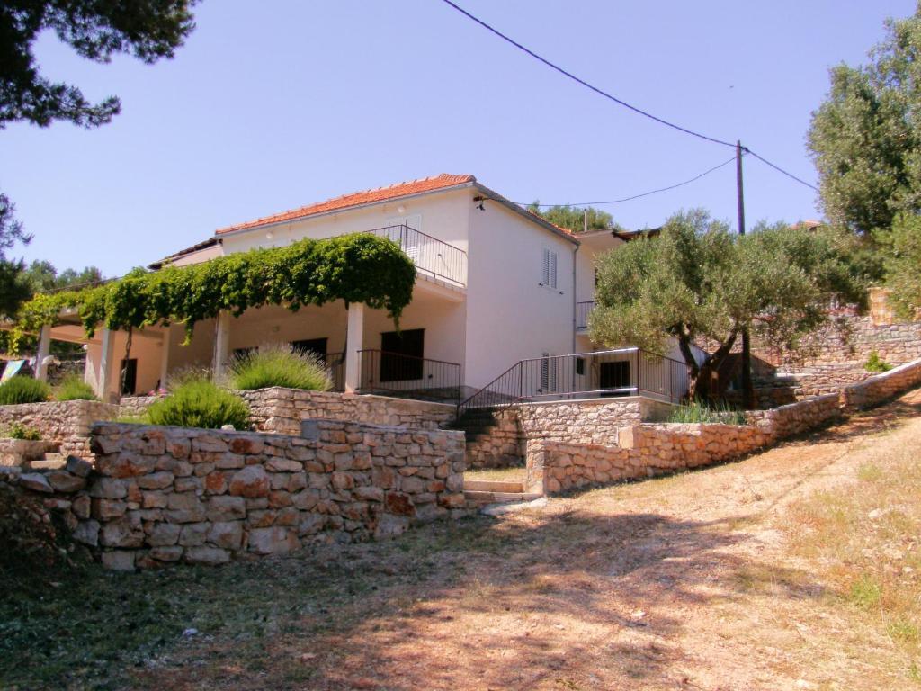 Apartments Sonija Gdinj Exterior foto